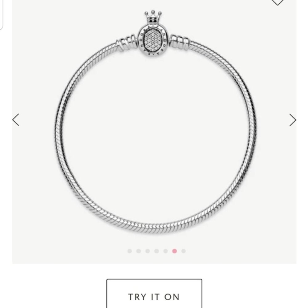Pandora Moments Crown O Clasp Snake Chain Bracelet